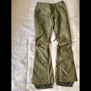 Burton womens XS snowboard/ski pants